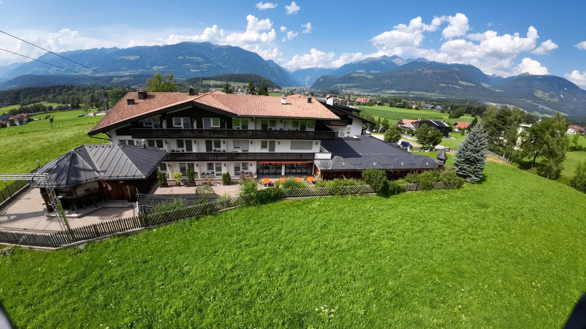 Hotel Heinz Brunico Exterior foto